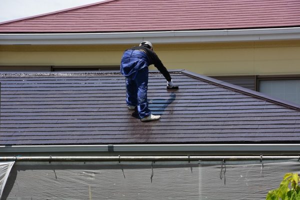 外壁・屋根のベストな塗り替えタイミングはいつ？